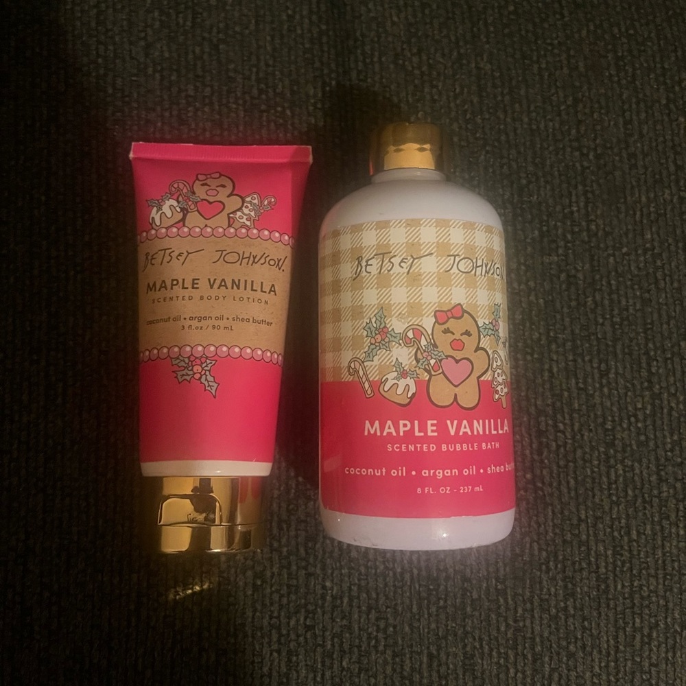 Betsey Johnson Bath & Body Set